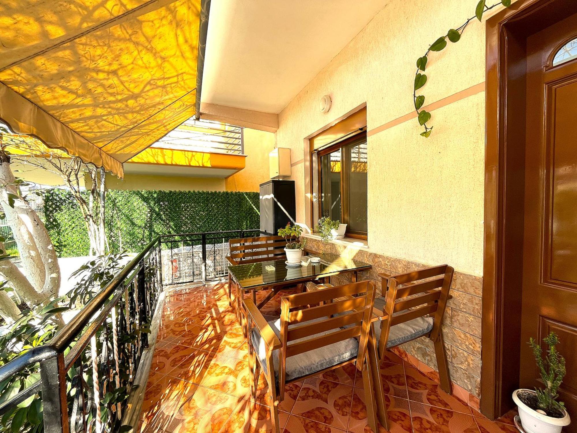 Beach & Chill Apartments Vlorë Exterior foto