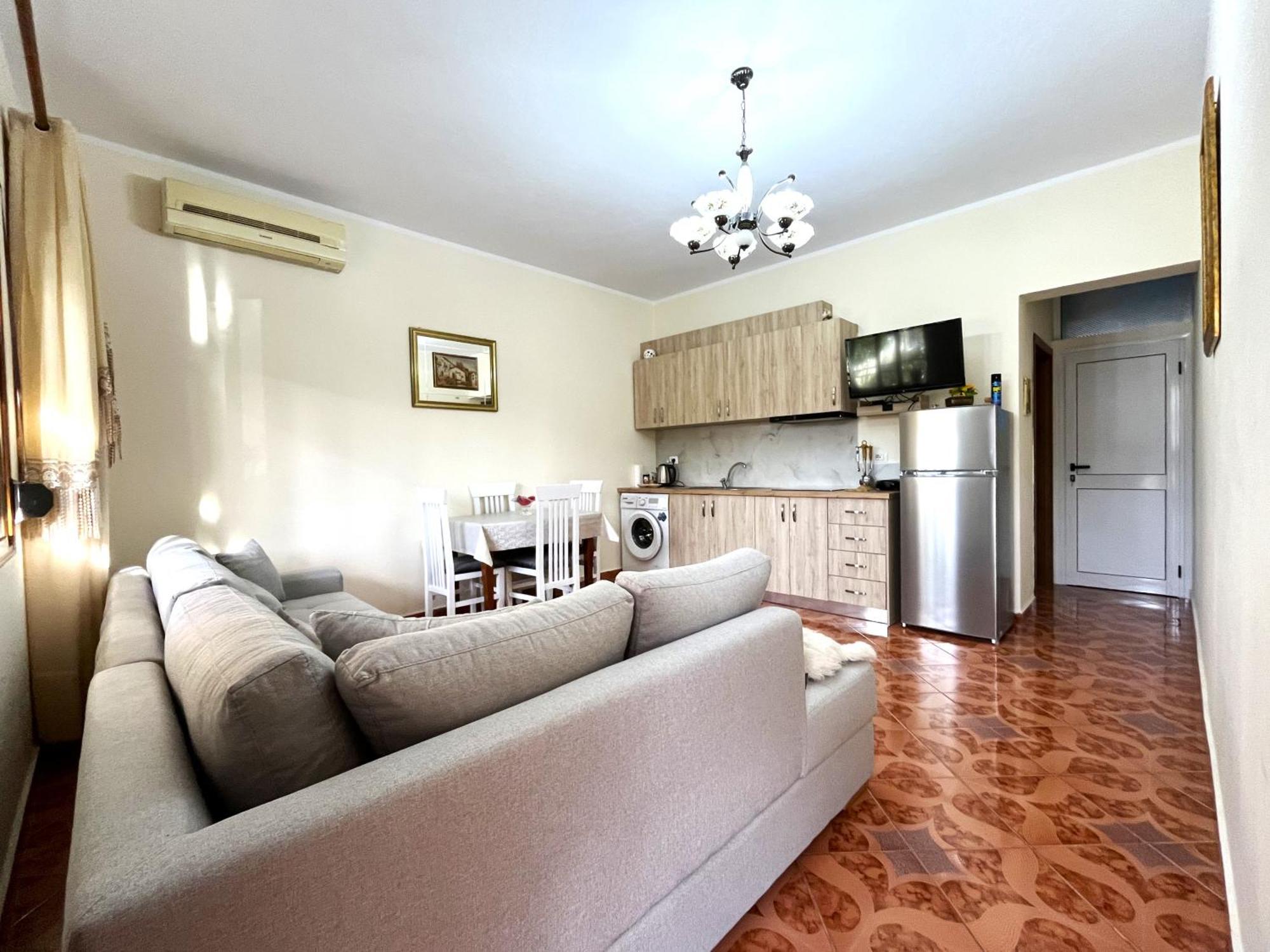 Beach & Chill Apartments Vlorë Exterior foto